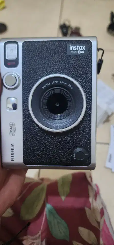 Instax mini evo