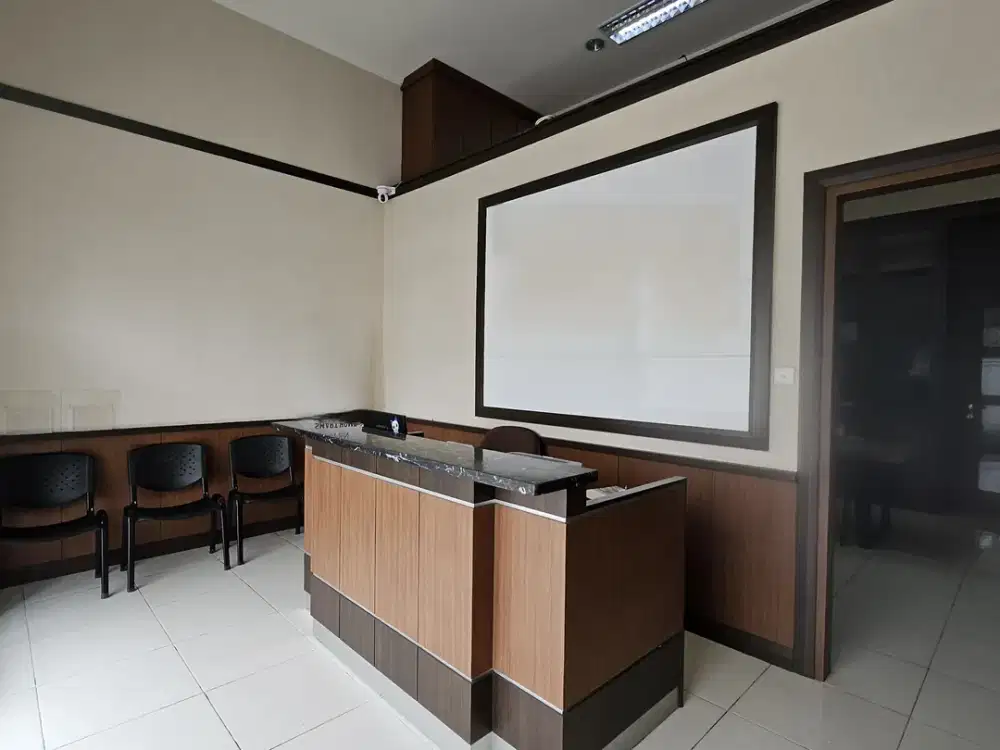 SIAP PAKAI ! Di Sewakan Ruko The Spring, Gading serpong