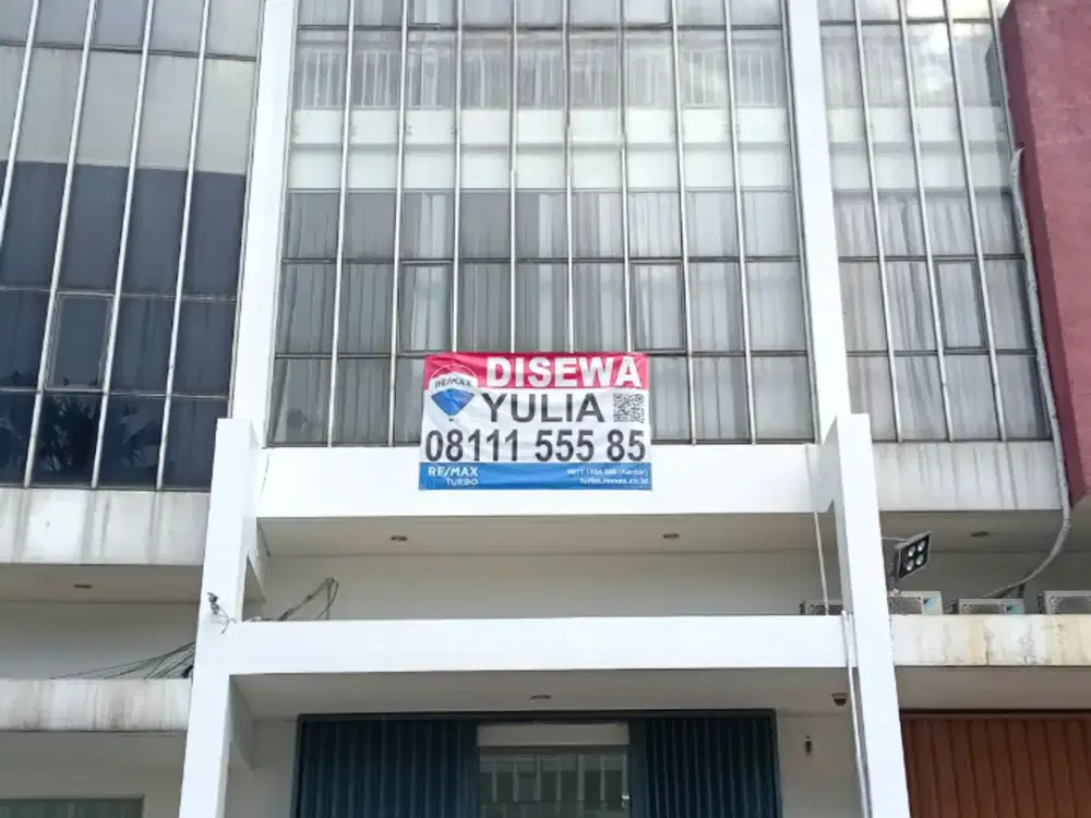 Disewakan Ruko Ukuran Besar Di Kawasan Spring, Gading Serpong
