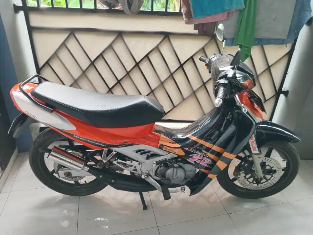 Satri DD 2003 hitan orange