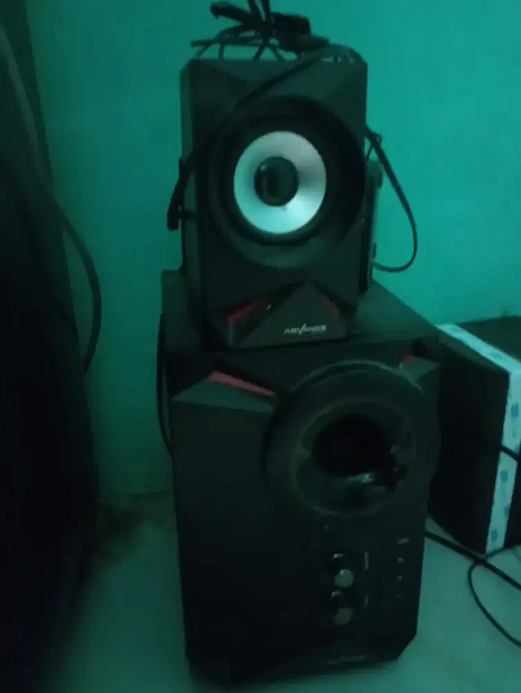 Speaker bluetooth type Advan m180bt