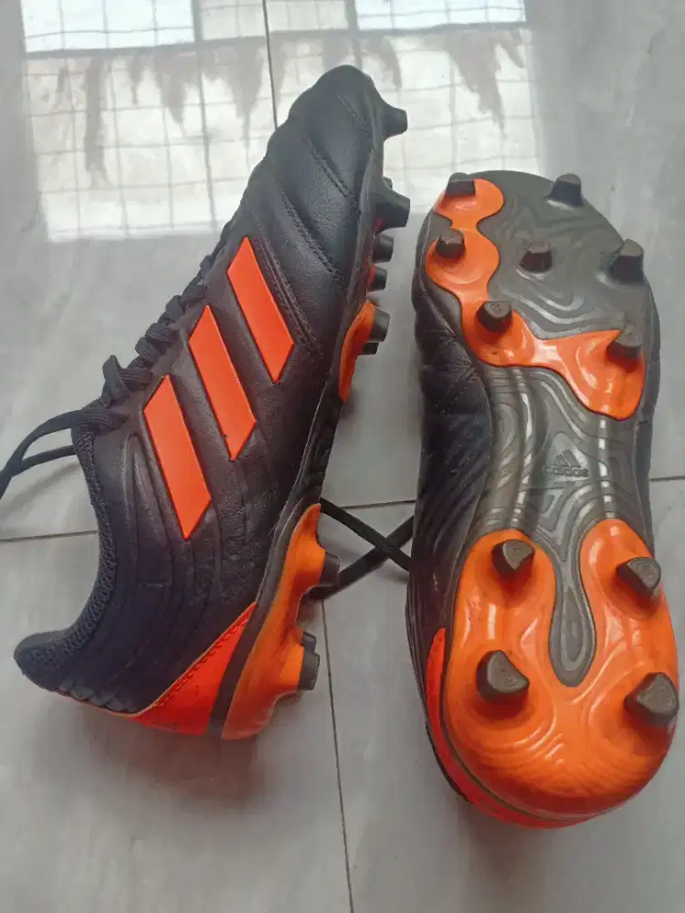 Sepatu Bola Adidas Copa Hitam Jingga ART EH1498