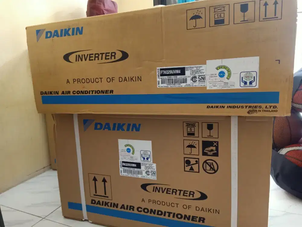 AC Daikin 3/4pk Inverter Thailand