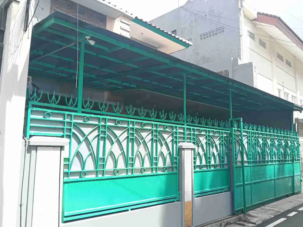 Rumah minimalis rapih dan terawat full furnished 2 lantai row jalan 1,5 mobil dijual Cideng Gambir Jakarta Pusat