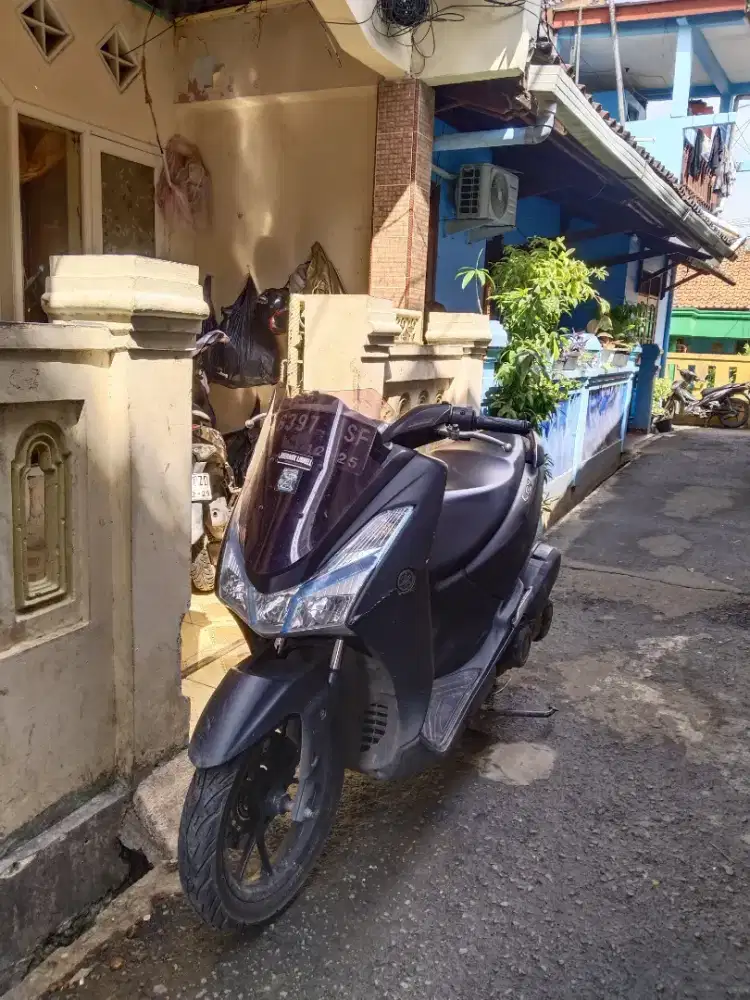 Dijual motor Lexi 2020