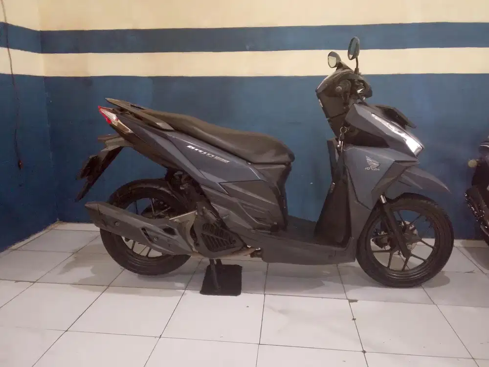 For sale honda vario led old 150cc surat lengkap
