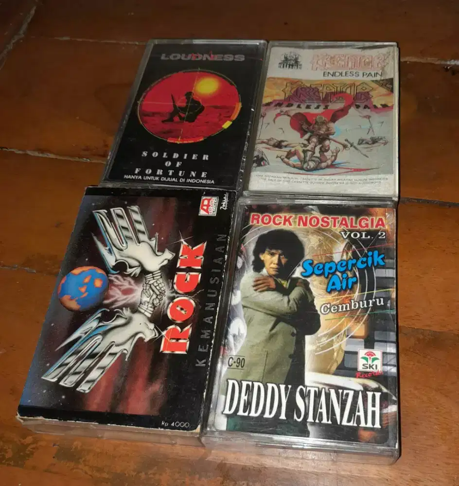 kaset pita rock sepaket