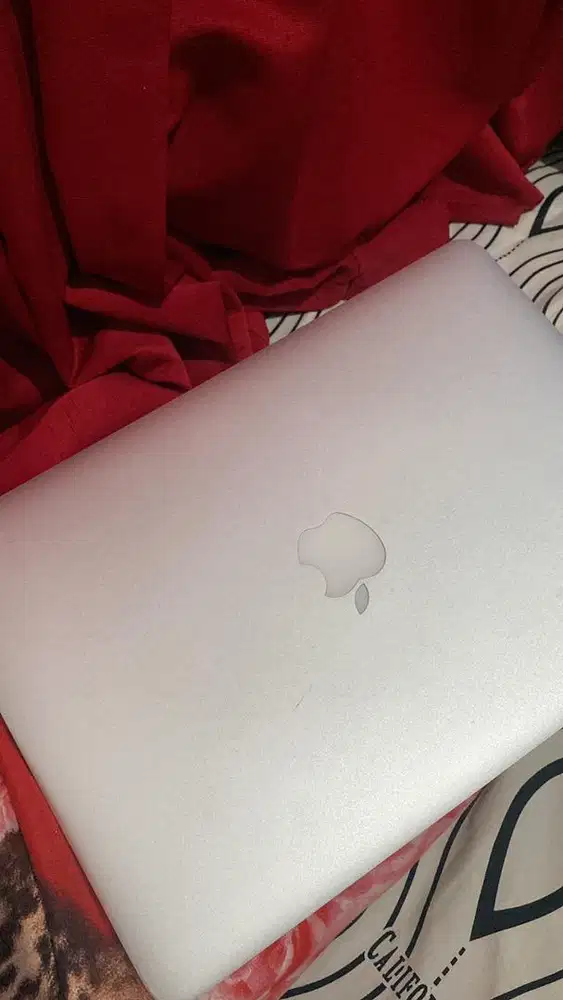 Jual cepat macbook air 2015