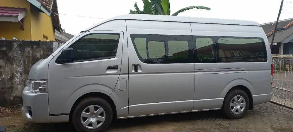 Dijual Cepat Hiace Commuter M/T