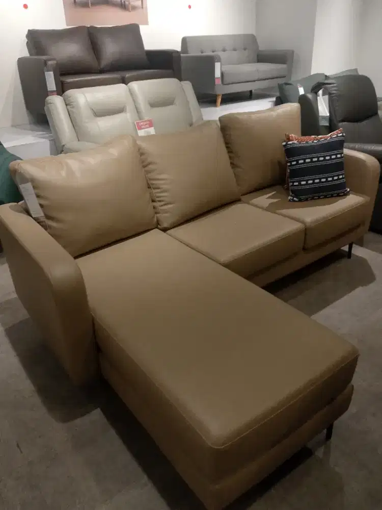 sofa L, 300rbuan perbulan