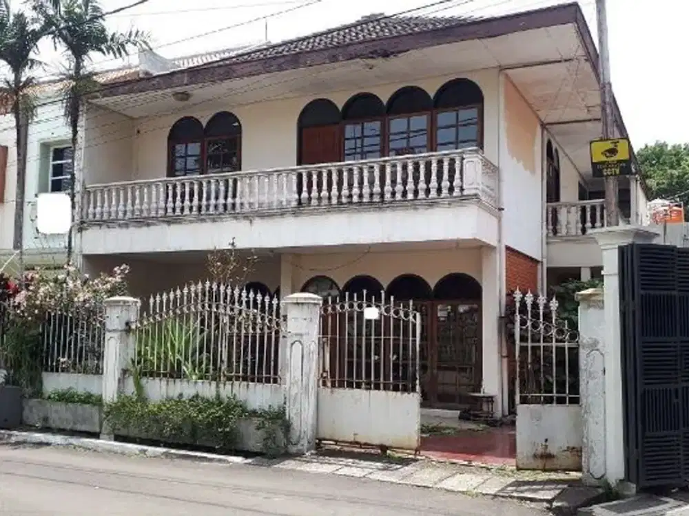 SEJAHTERA, SUKAJADI, PASTEUR. RUMAH 2 LANTAI SIAP HUNI DI KOTA BANDUNG