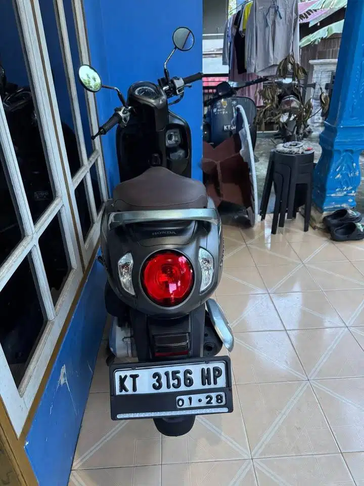 HONDA SCOOPY STYLISH BROWN KEYLESS 2023 SURAT-SURAT LENGKAP
