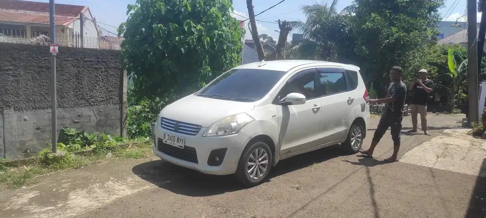 Suzuki Ertiga 2014 Bensin