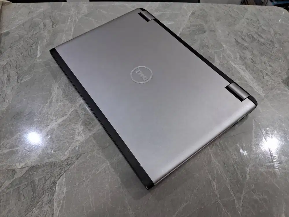 Laptop Core i5 8GB SSD ReadyUp Lcd BARU 15.6in DELL Vostro 15 Garansi