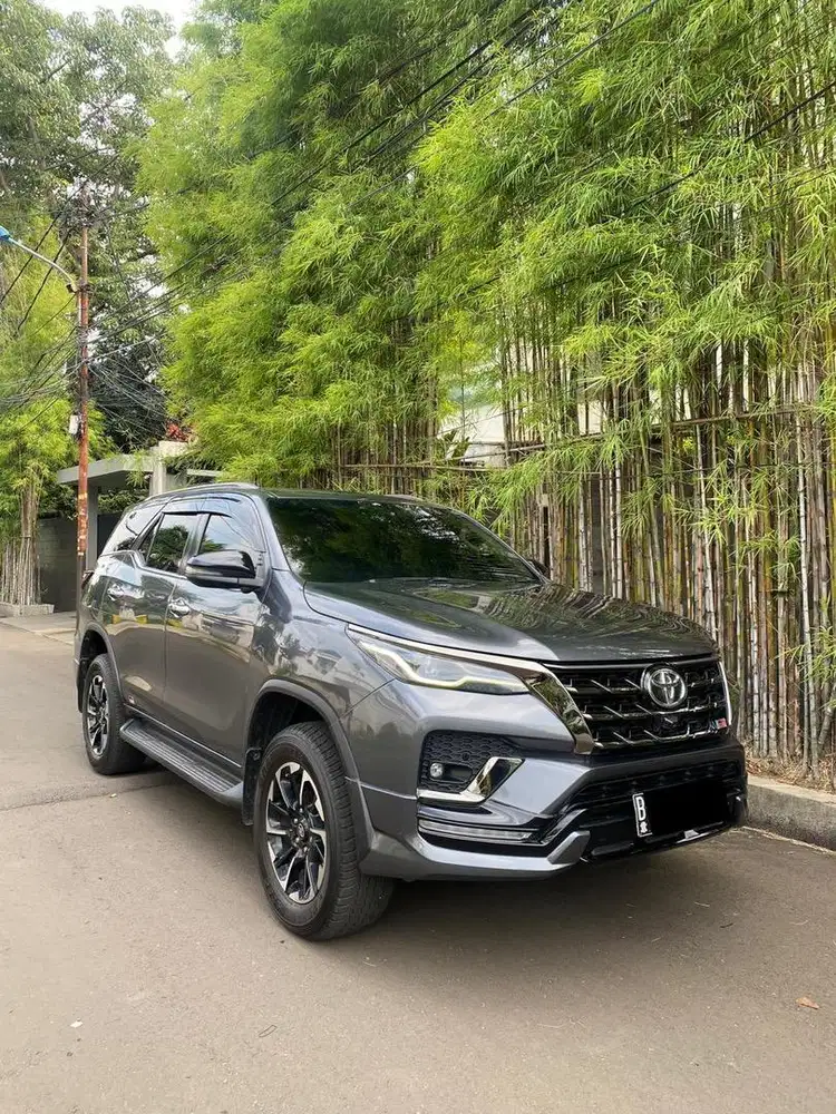 Toyota Fortuner 2.8 GR 2022 Sport AT Matic Jual Diesel 2023 B Jakarta