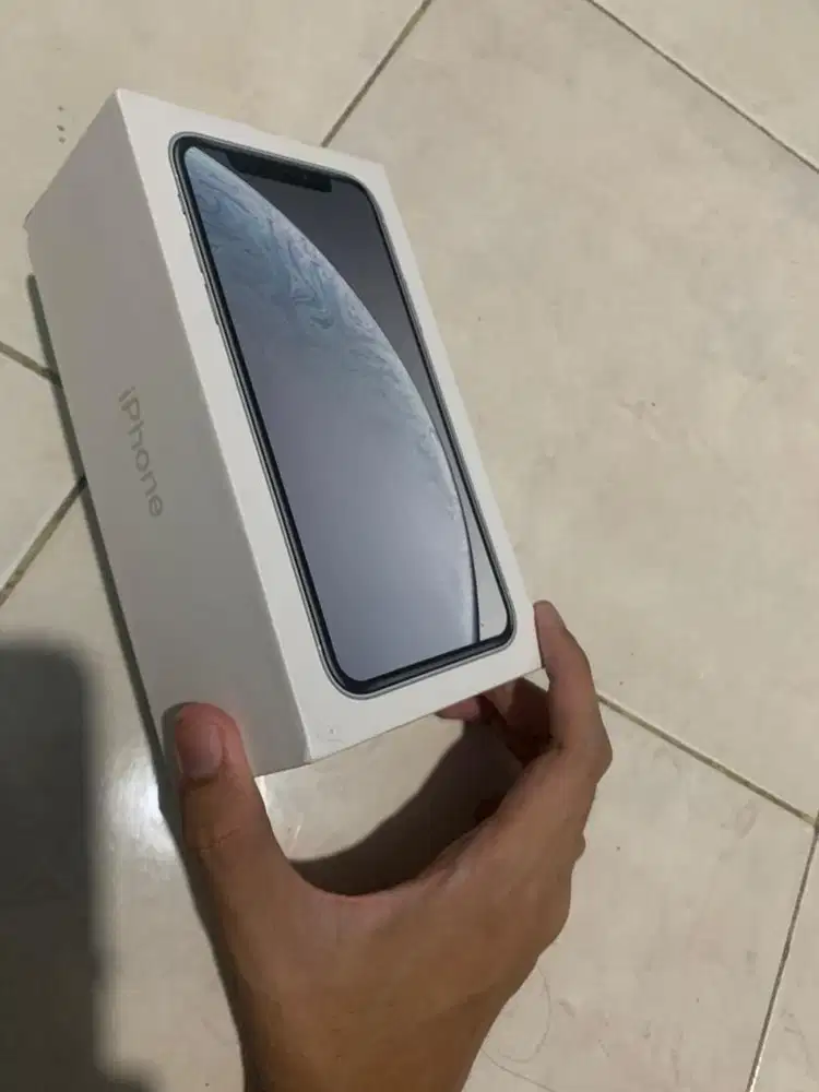 Jual Aja, Iphone XR 64 GB Inter