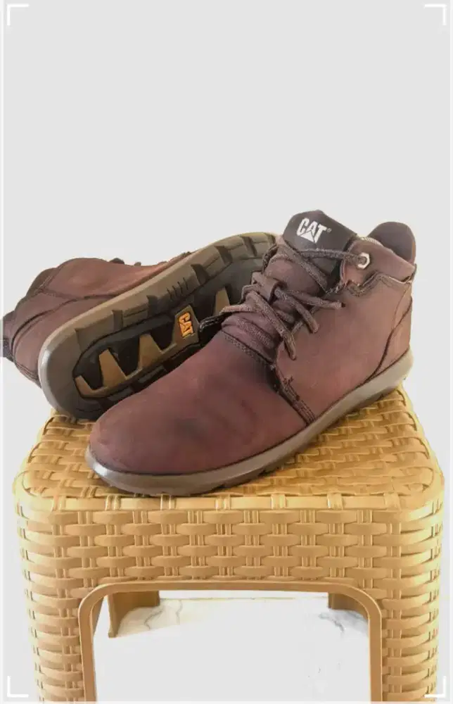 Sepatu Caterpillar original size 40