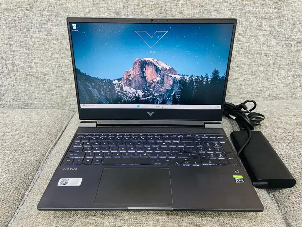 HP VICTUS 15 AMD RYZEN 5-5600H RTX 3050 RAM 8-512 GB MULUS SIAP PAKAI