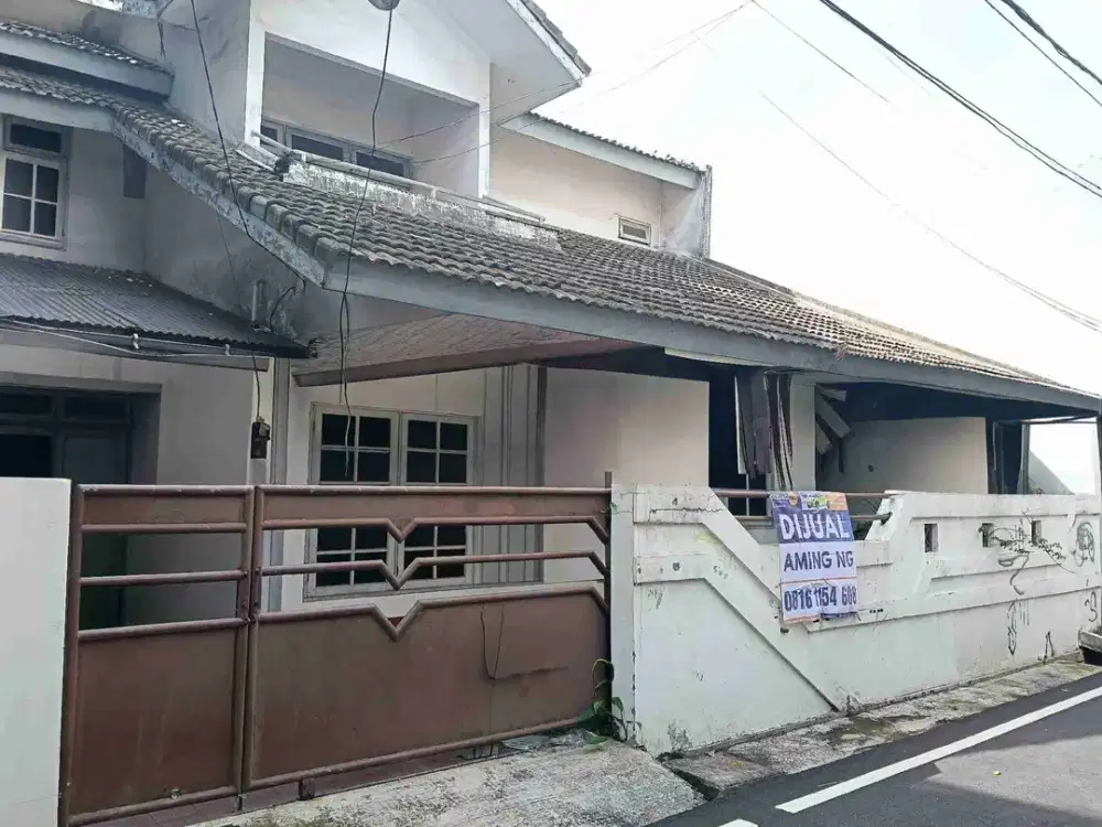 Rumah standar 2 lantai row jalan 1,5 mobil dijual Cideng Gambir Jakarta Pusat