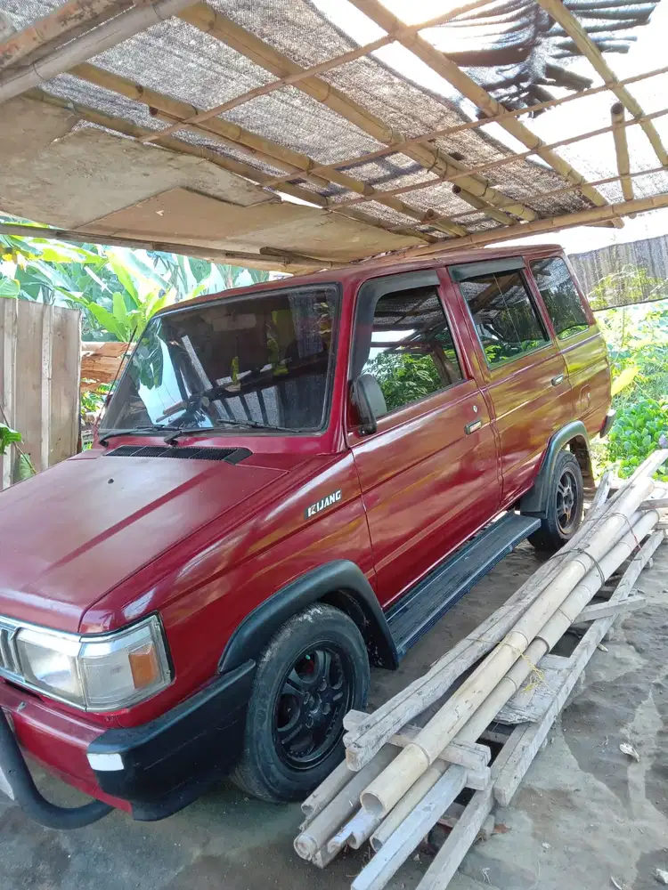 Toyota Kijang 1983 Bensin