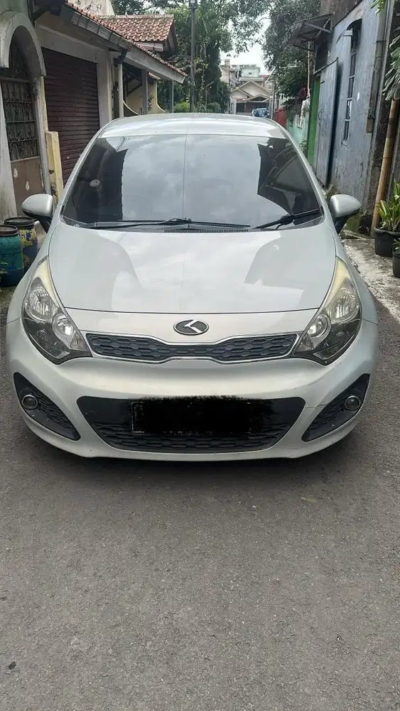 Kia Rio 2012 Bensin