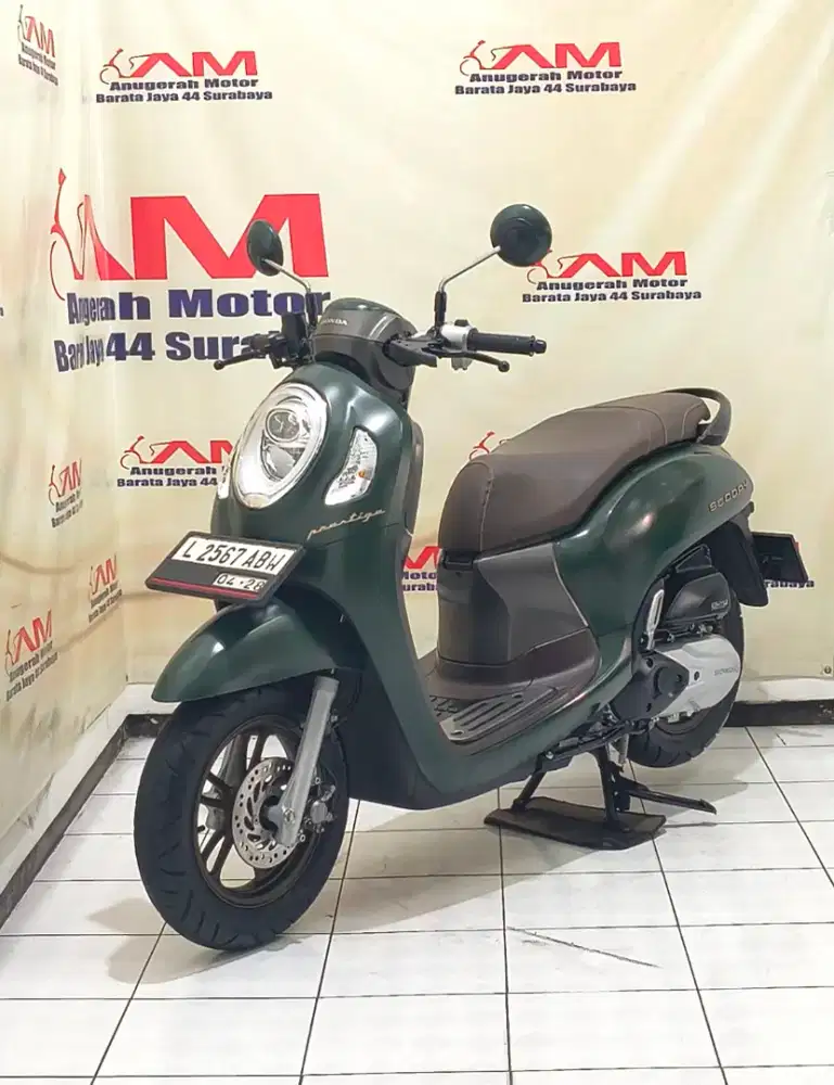DP 1 juta Honda Scoopy Prestige tahun 2023 Hijau Doff