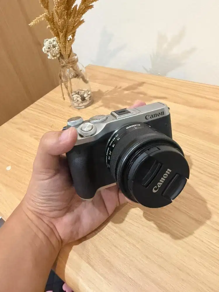 Kamera Mirrorless Canon EOS M6 (Personal Use)