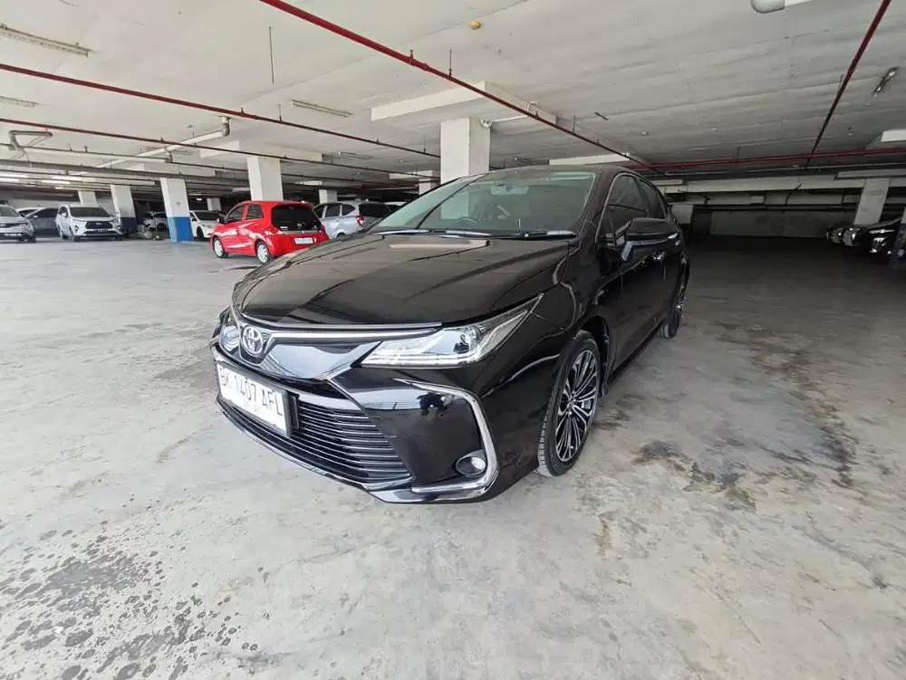 Toyota Corolla Altis 1.8 V Bensin-AT 2022