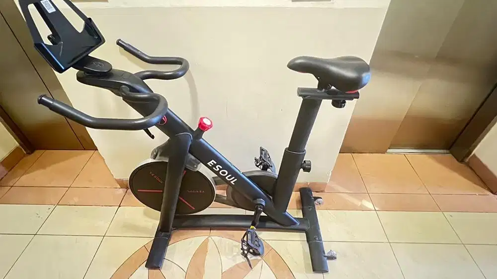 Sepeda statis Yesoul S3 SECOND KONDISI BAGUS