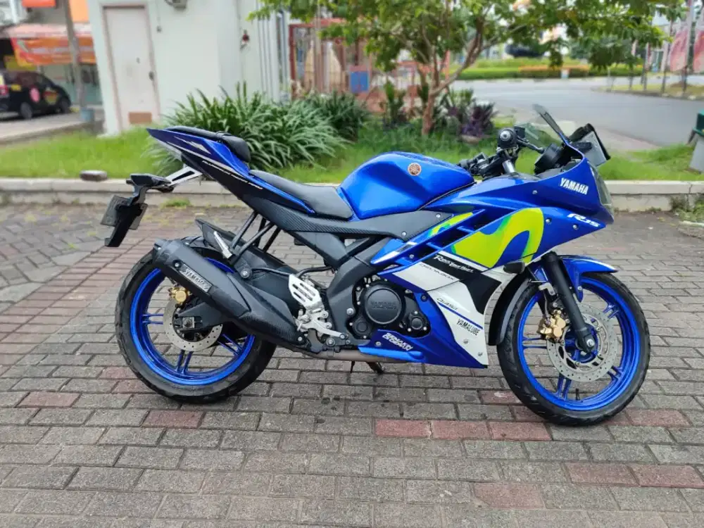 R15 V2 MOVISTAR 2016 Pajak Panjang