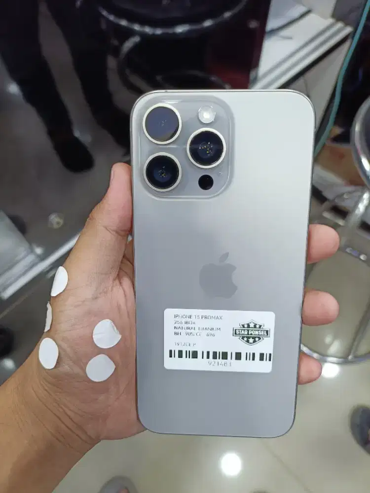 IPHONE 15 PRO MAX IBOX 256 GB MULUS LENGKAP NO MINUS