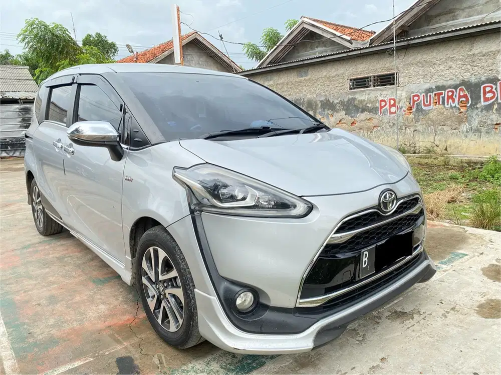 Toyota Sienta 2016 Bensin