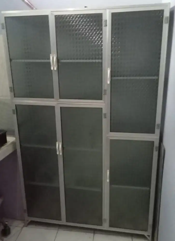 spring bed, lemari mkn, sofa