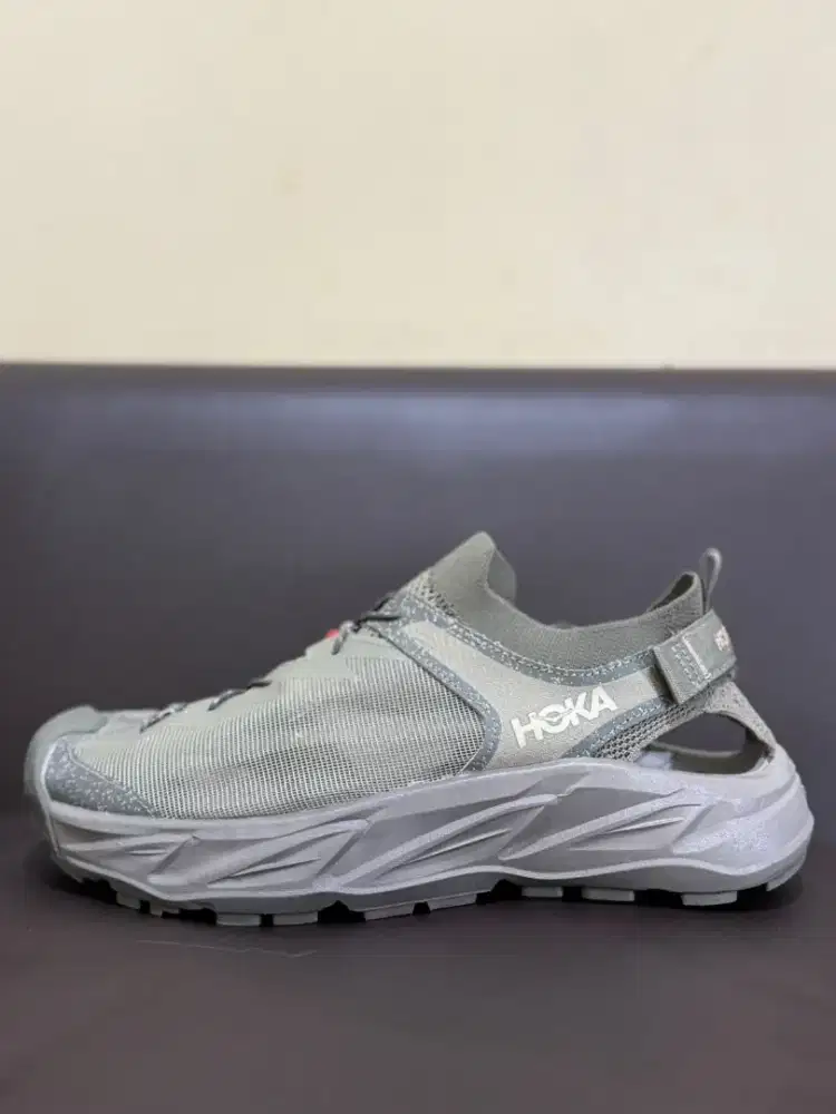 Sepatu sendal Hoka hopara 2 (42) trail/running