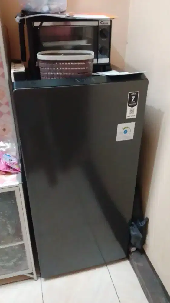 Jual barang 4 item kulkas mesin cuci rak piring dan Lemari
