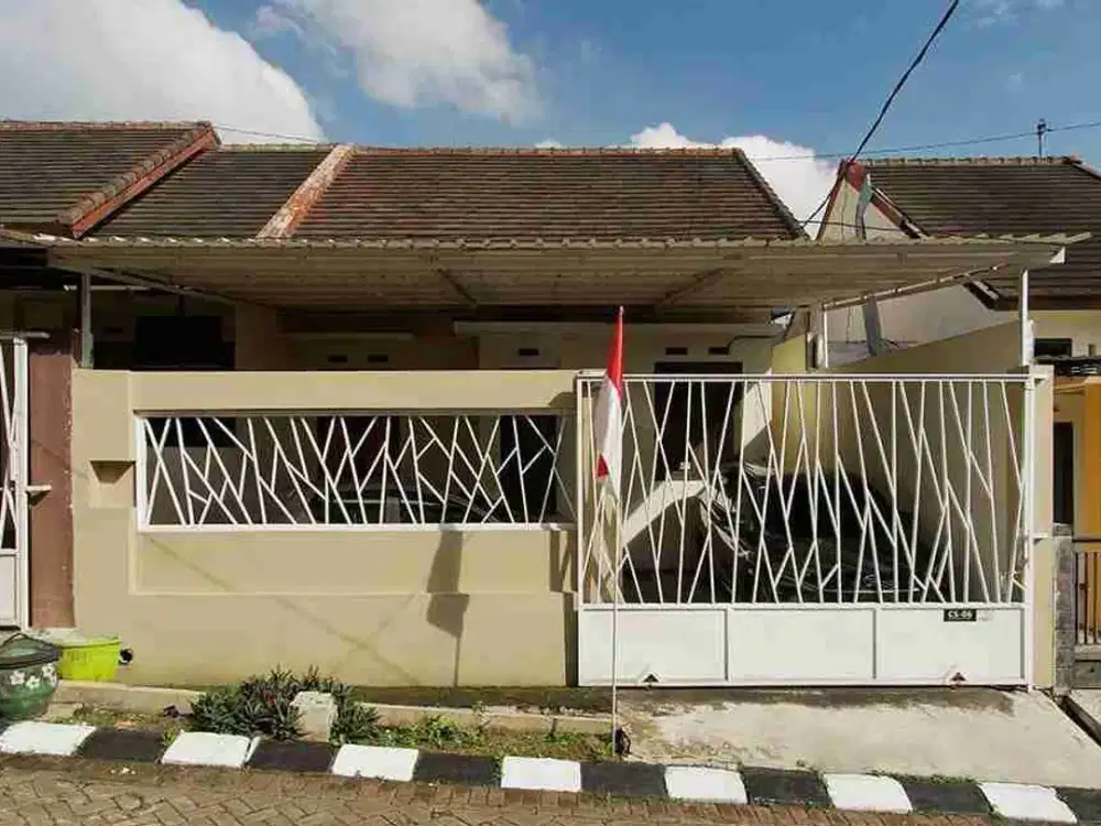 RUMAH SIAP HUNI OMAH CAMPUS DEKAT UMM