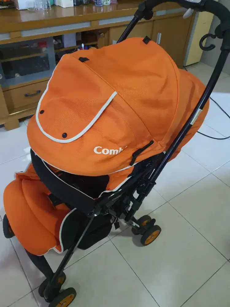 Combi Stroller like new 90%