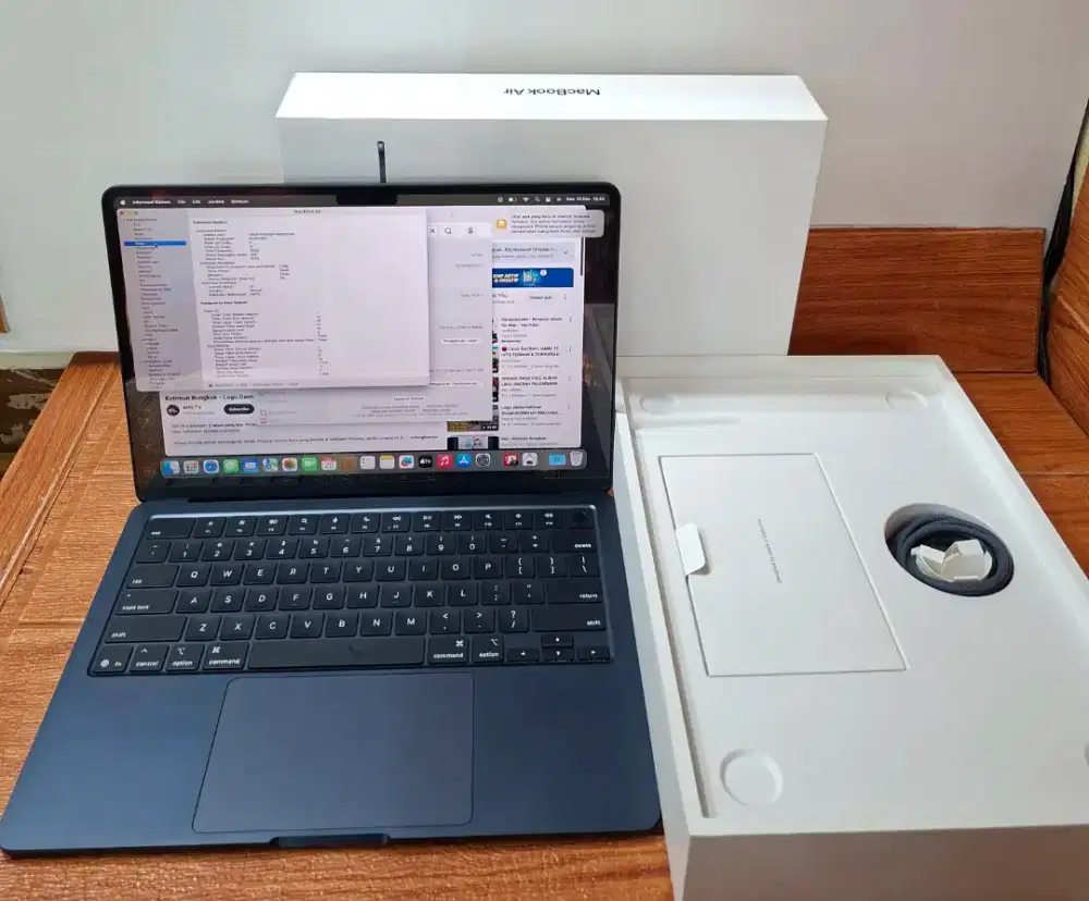 Second MacBook Air M4 13inc 16/256 Midnight Resmi