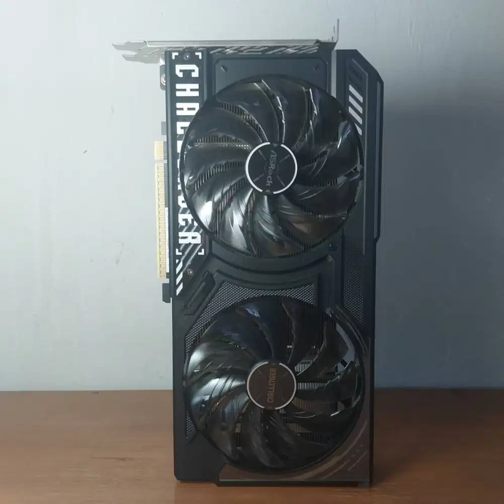 Asrock Radeon RX 9060 XT Challenger OC 8GB Garansi EMD Agustus 2027