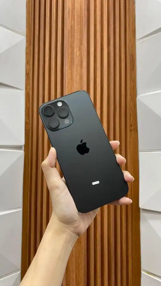 Second iPhone 16 promax 256 gb space black titanium garansi resmi