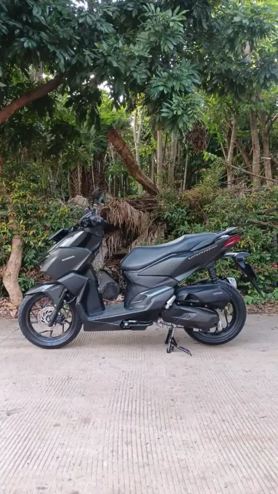 READY Dp 200rb Honda Vario 160 CBS thn 2023