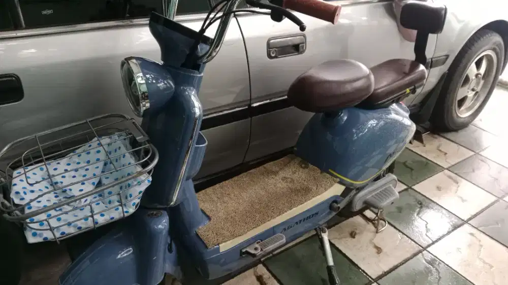 SEPEDA LISTRIK BEKAS KONDISI MULUS LUS LUS