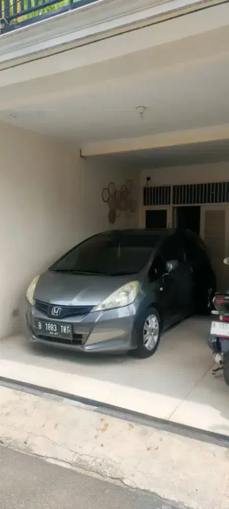 Dijual Honda Jazz GE8 type S, 2012