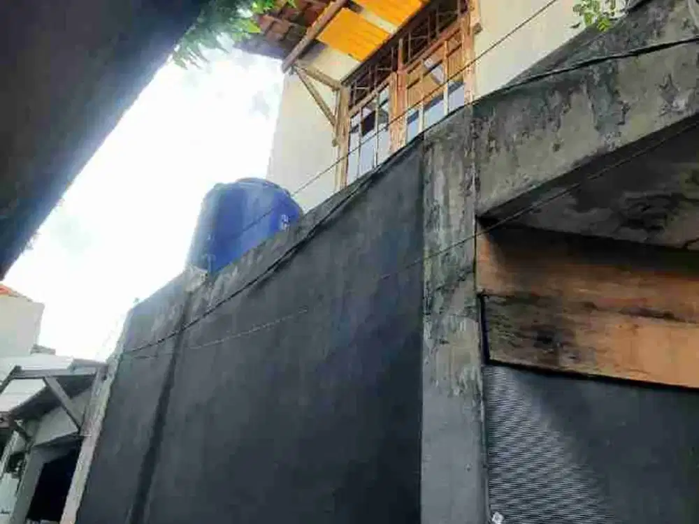 Rumah murah 2 lantai lenteng agung jaksel sebrang univ. pancasila 250jt
