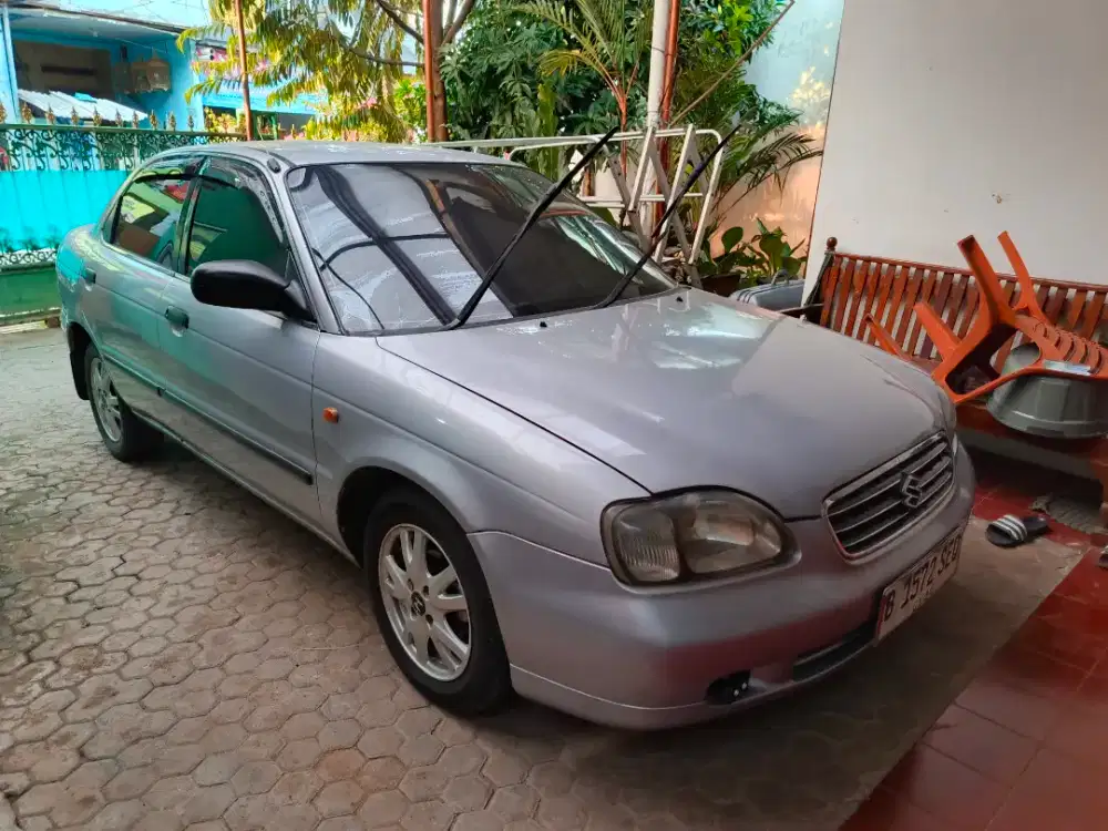 Suzuki Baleno 2002