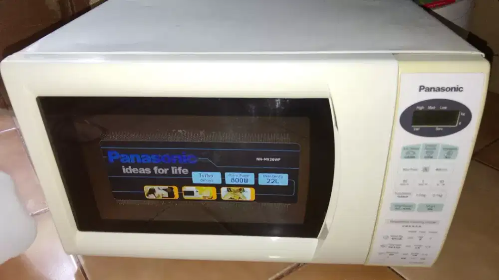 Microwave Panasonic 22L 800W - Penghangat makanan