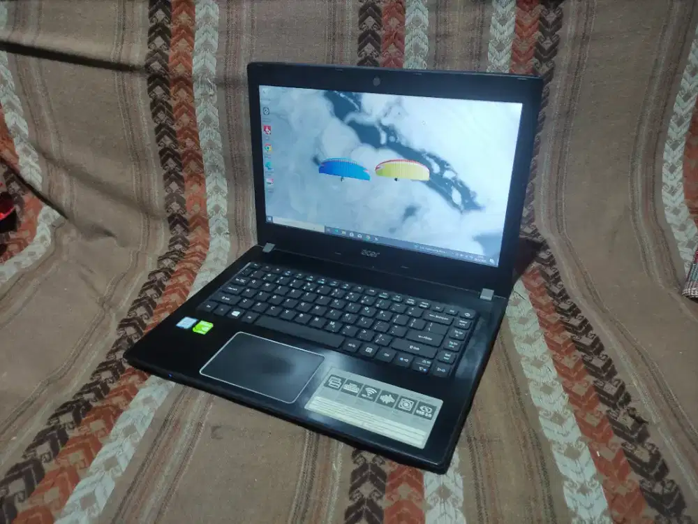 Laptop Acer Aspire E5-475G Ram 8gb SSD 500gb core i5 gen7 Double VGA