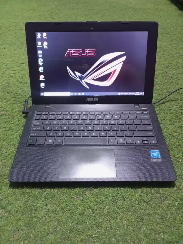 Netbook Asus 12inc