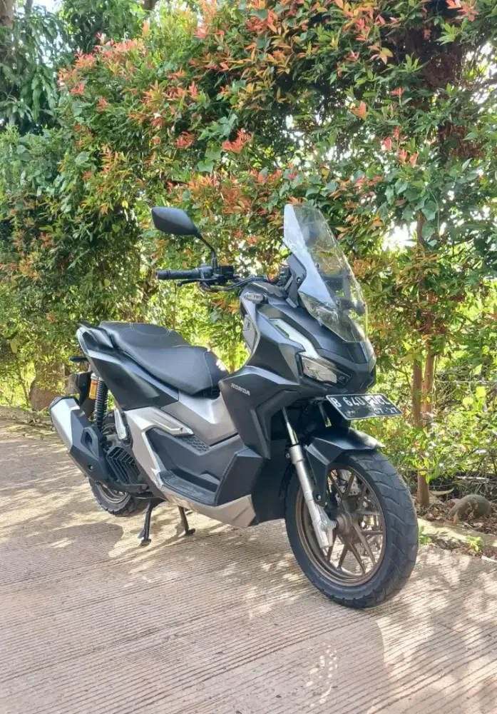 Dp 500rb Honda New ADV 160 ABS tahun 2022