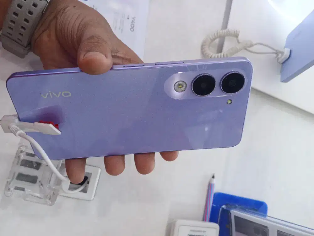 Vivo y04s kondisi baru